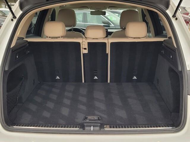 Used 2020 Mercedes-Benz GLC 300 4MATIC image 8