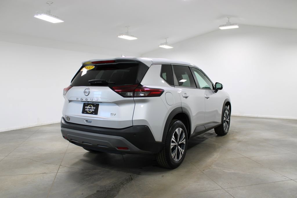 Used 2022 Nissan Rogue SV image 9