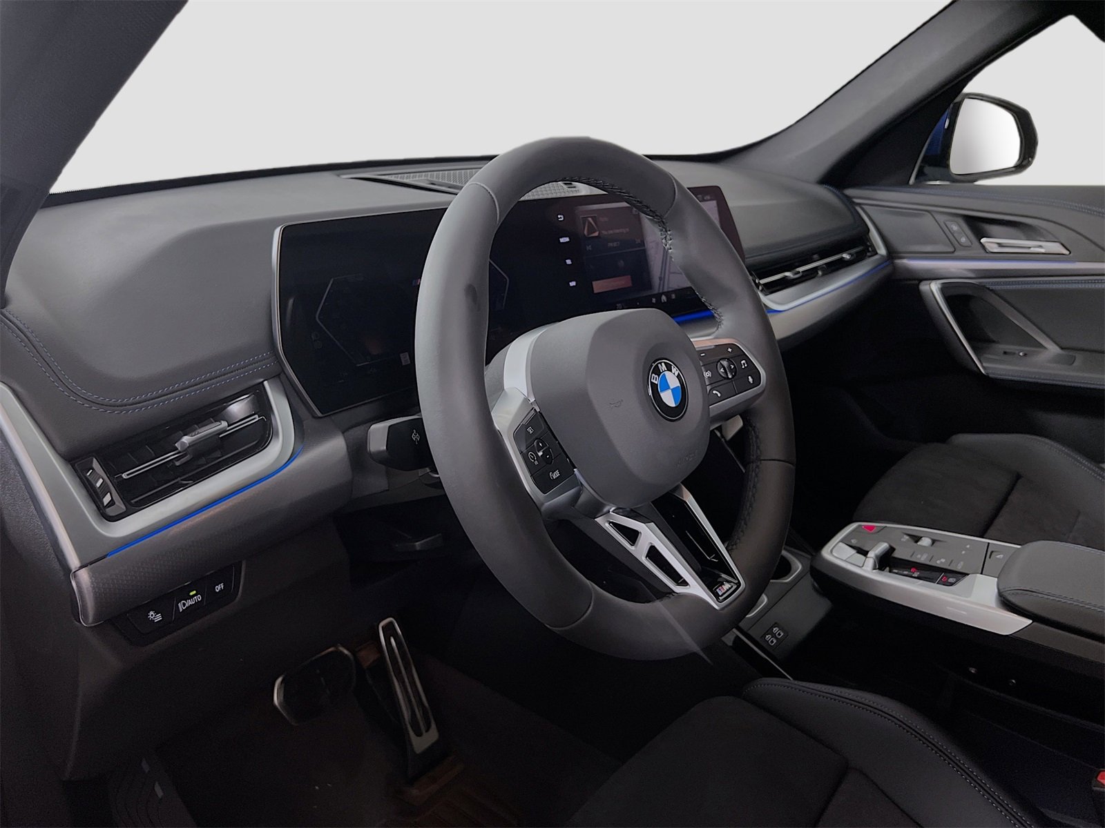 New 2025 BMW X1 xDrive28i w/ M Sport Package image 9