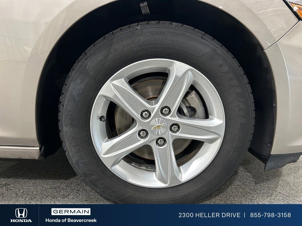 Used 2023 Chevrolet Malibu LS image 27