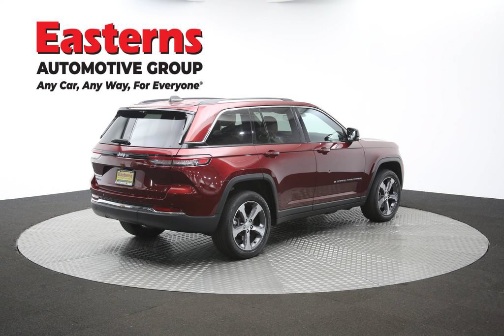 Used 2023 Jeep Grand Cherokee 4WD 4xe w/ Luxury Tech Group II image 43