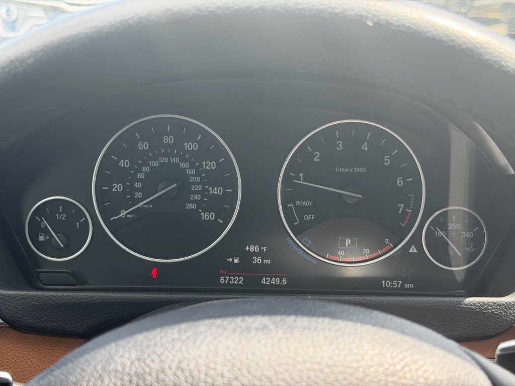 Used 2016 BMW 328i xDrive Sedan AWD/4WD image 12