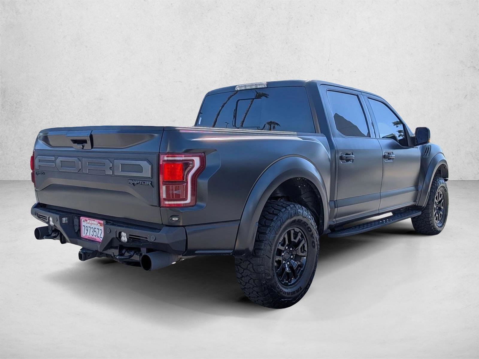 Used 2020 Ford F150 Raptor w/ Equipment Group 802A Luxury AWD/4WD image 5