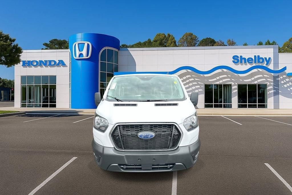 Used 2024 Ford Transit 250 Low Roof w/ Exterior Upgrade Package image 3