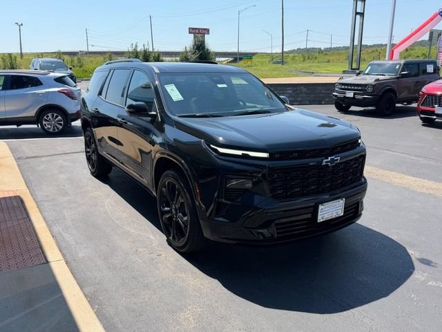 New 2027 Chevrolet Traverse RS w/ LPO, Floor Liner Package FWD image 4