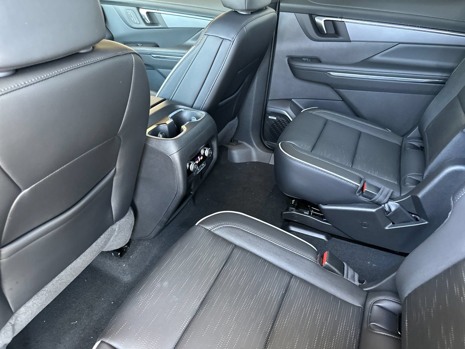 New 2026 Buick Enclave Sport Touring w/ Power Package FWD image 12