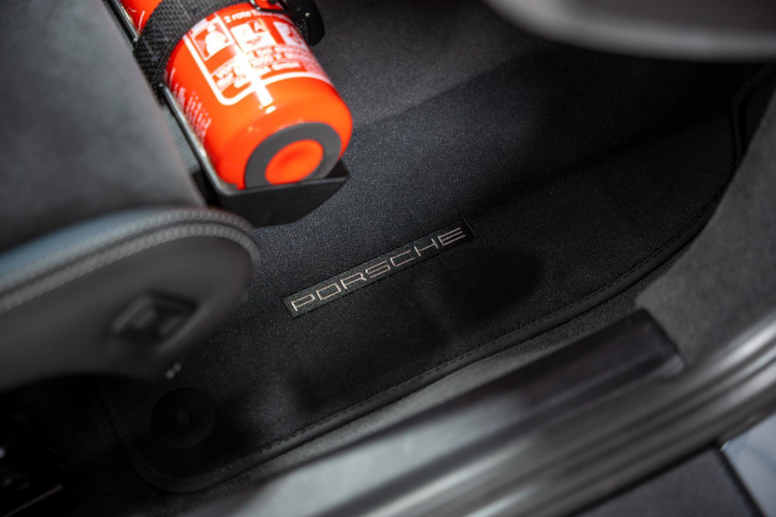 Used 2018 Porsche 911 GT3 image 95