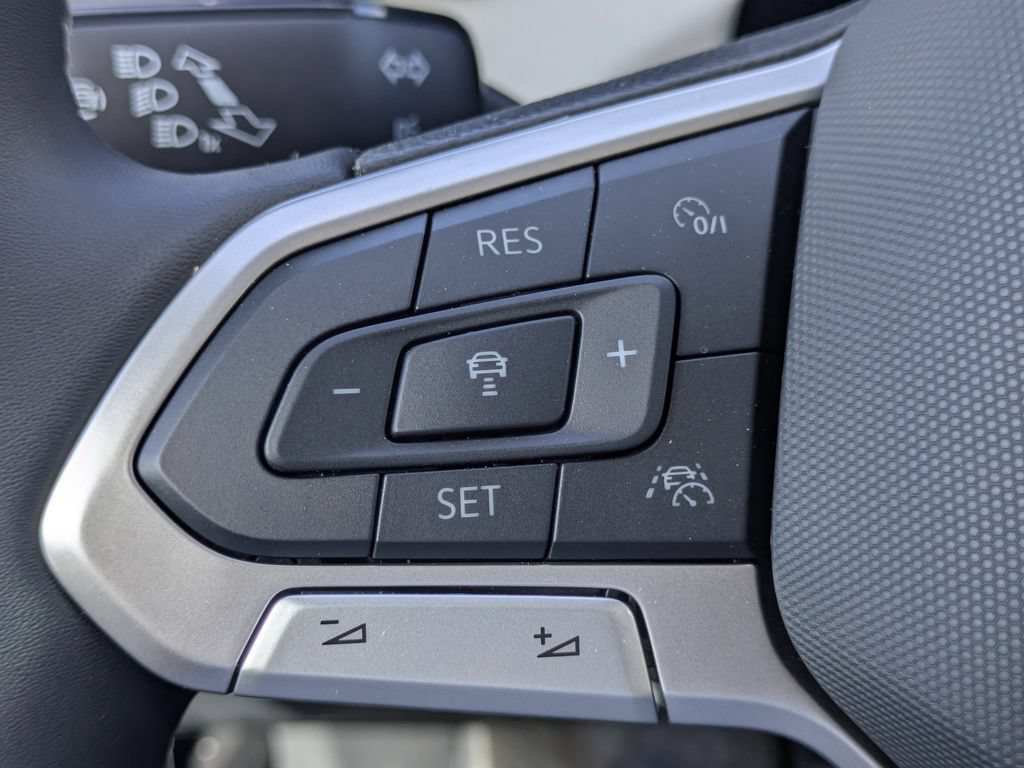 New 2026 Volkswagen Taos SE AWD/4WD image 25