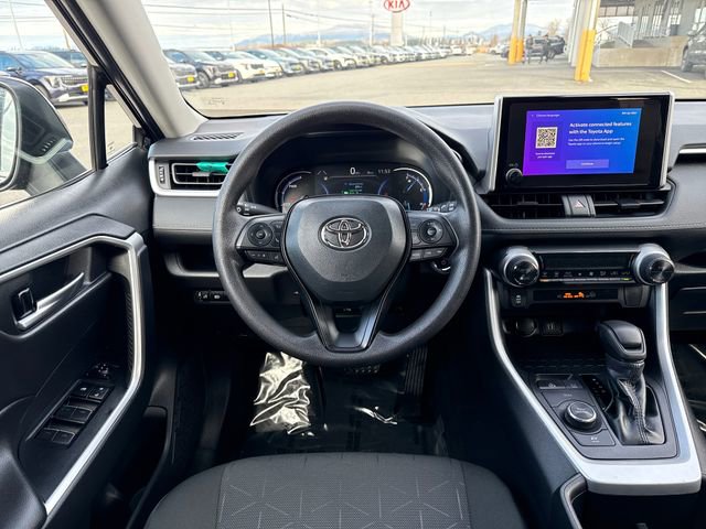 Used 2025 Toyota RAV4 XLE AWD/4WD image 20