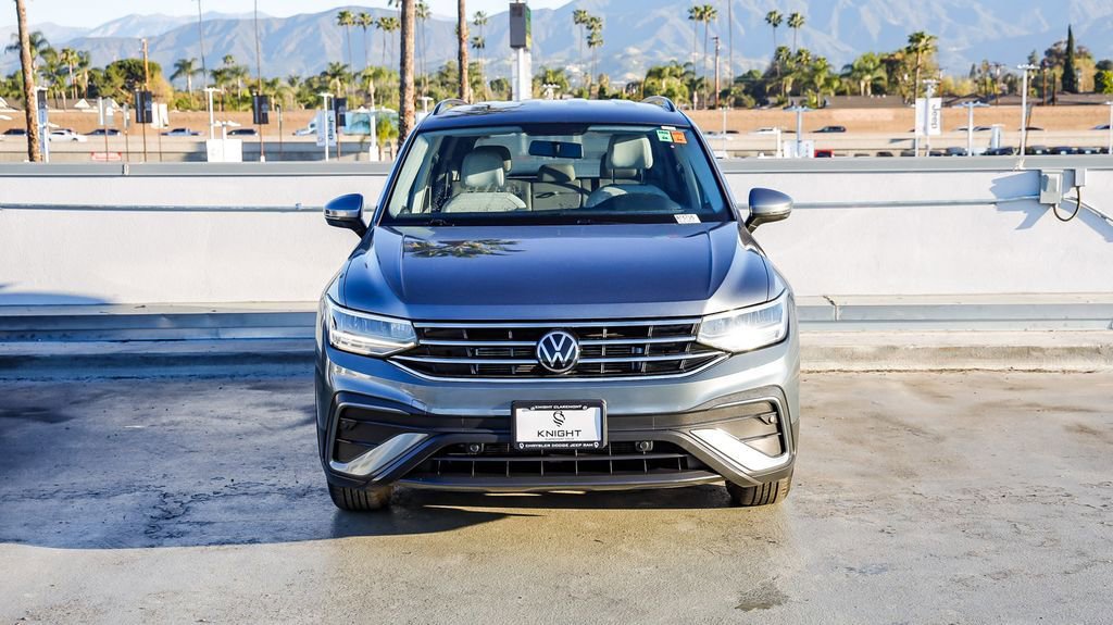 Used 2022 Volkswagen Tiguan S image 3