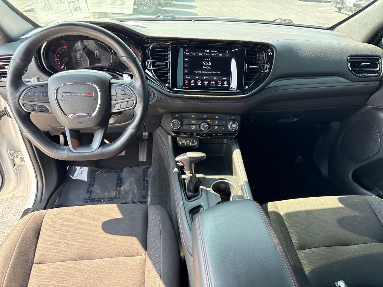 Used 2023 Dodge Durango GT RWD image 14
