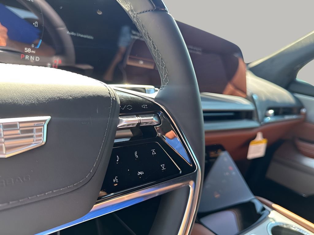 New 2026 Cadillac Vistiq Platinum w/ LPO, Floor Liner Package image 31