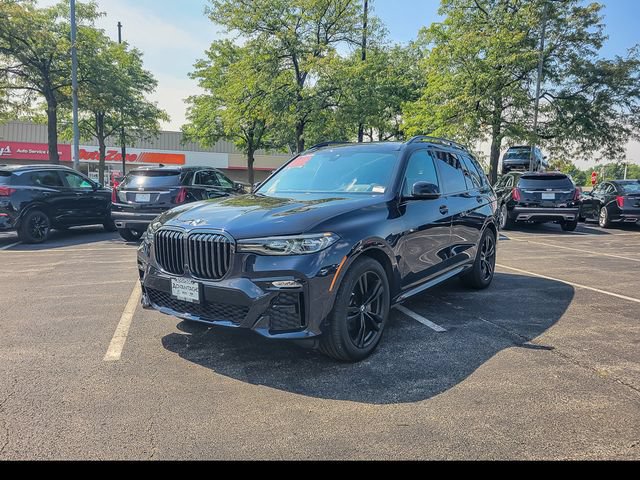 Used 2022 BMW X7 xDrive40i w/ M Sport Package AWD/4WD image 8