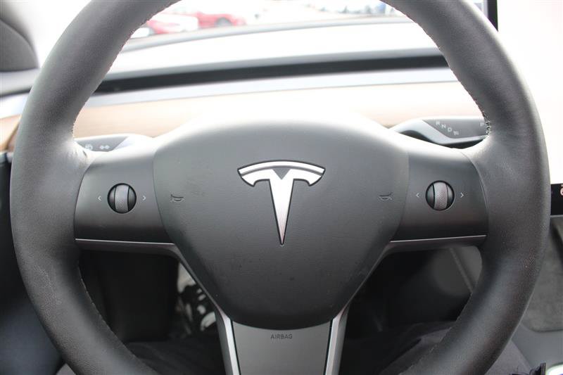 Used 2023 Tesla Model 3 Standard Range RWD image 11