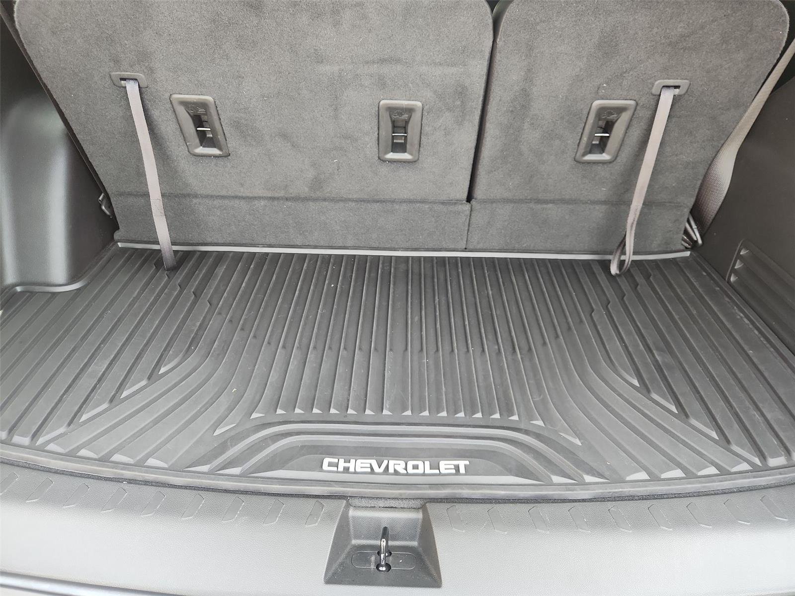 Used 2023 Chevrolet Traverse Premier AWD/4WD image 27