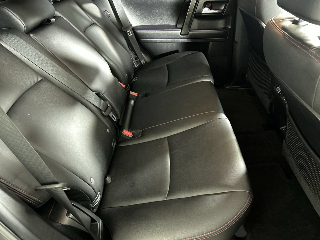 Used 2021 Toyota 4Runner TRD Off-Road Premium w/ Moonroof Package AWD/4WD image 26