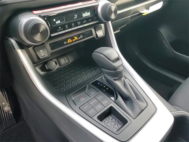 Used 2025 Toyota RAV4 LE image 19