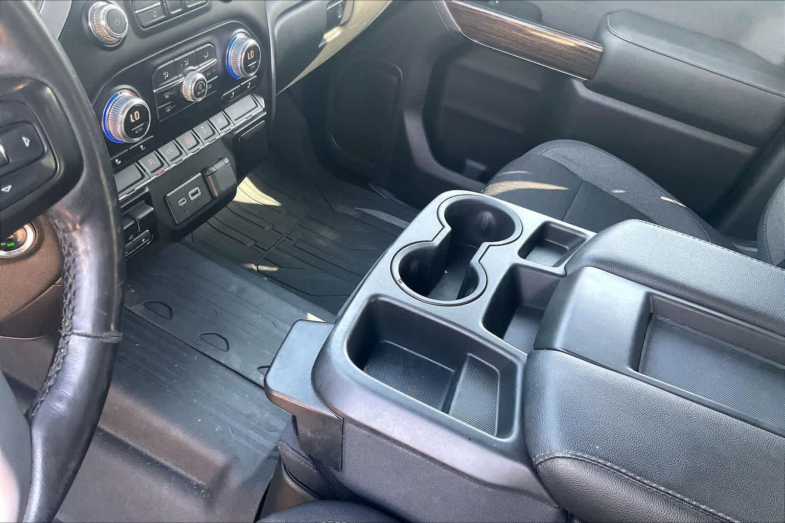 Used 2019 GMC Sierra 1500 SLE w/ SLE Value Package AWD/4WD image 15