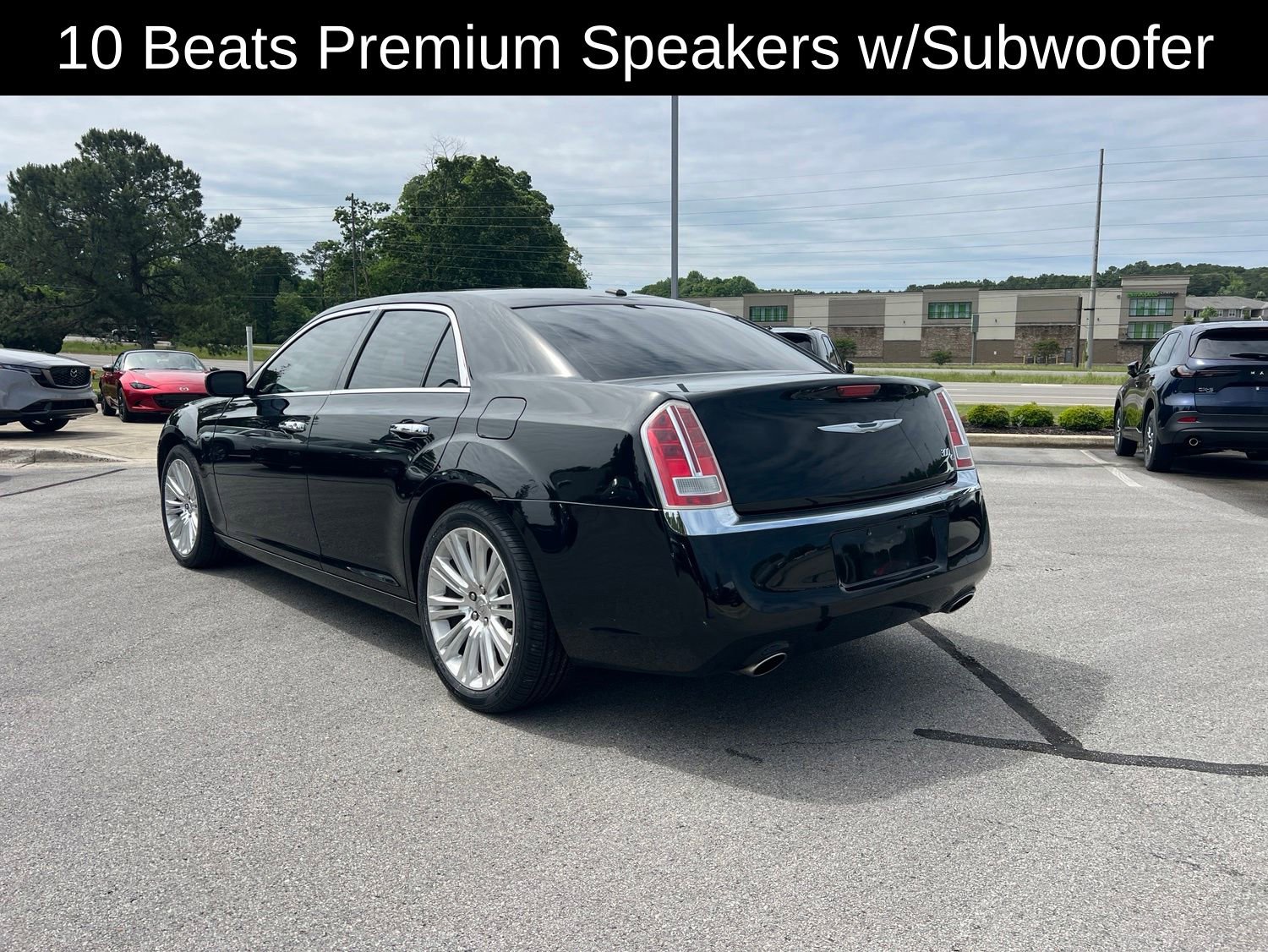 Used 2013 Chrysler 300 C w/ Beats Audio Group RWD image 5