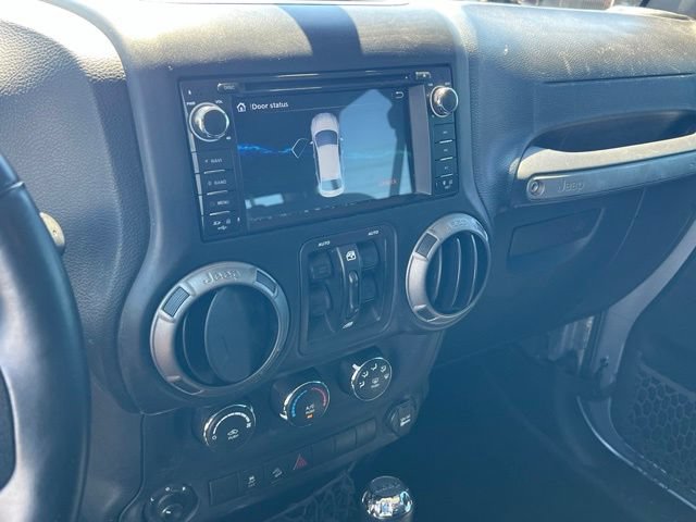 Used 2017 Jeep Wrangler Unlimited Sport w/ Quick Order Package 24S AWD/4WD image 20