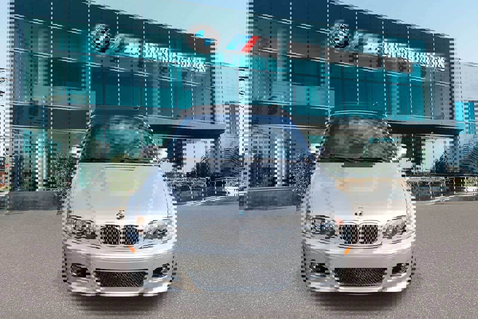 Used 2003 BMW M3 Convertible image 2