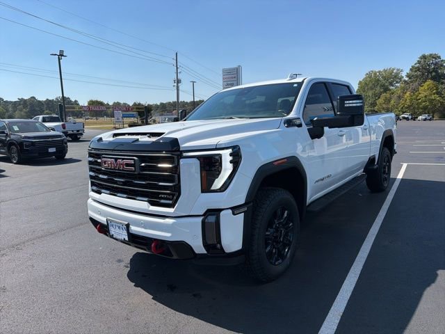 Used 2024 GMC Sierra 2500 AT4 image 3