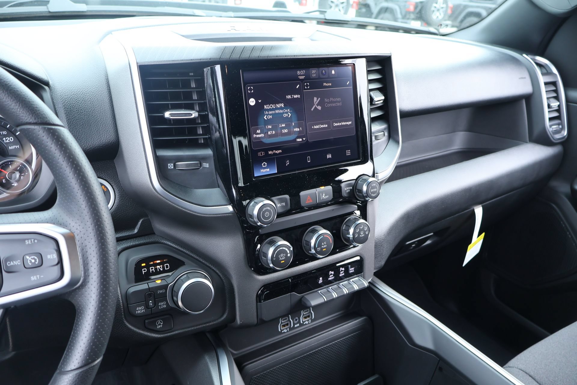 New 2026 RAM 1500 Express AWD/4WD image 5