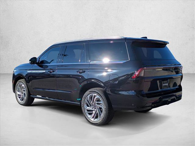 New 2025 Lincoln Navigator Reserve image 2