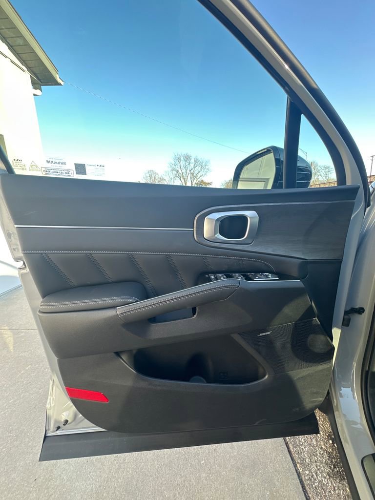 New 2026 Kia Sorento SX image 7