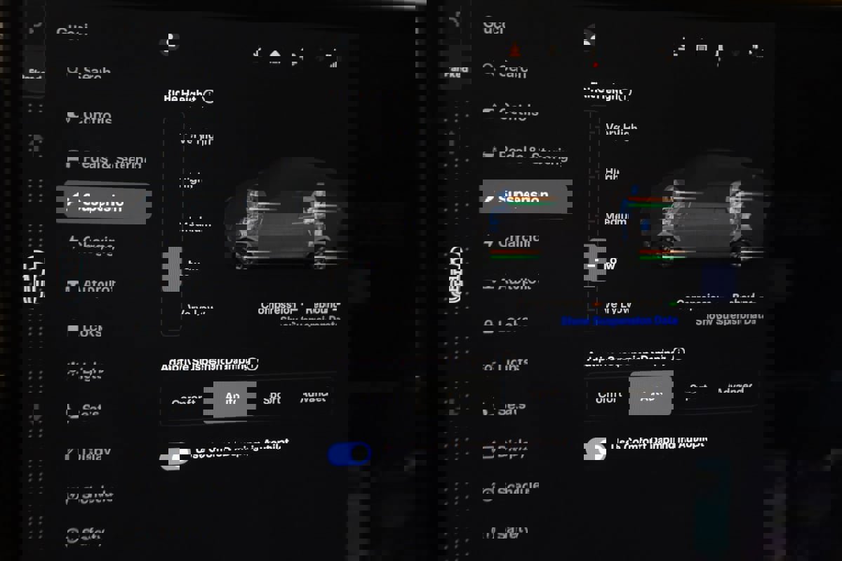 Used 2022 Tesla Model X image 40