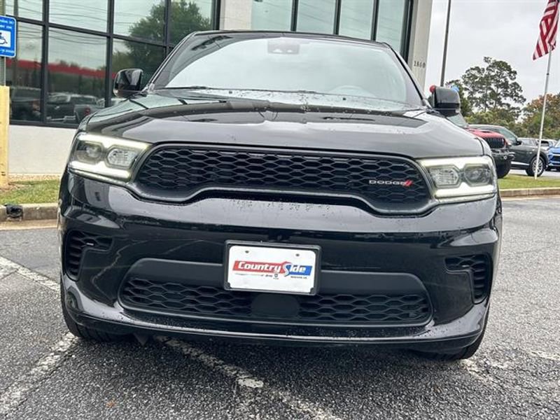 Used 2024 Dodge Durango GT image 2