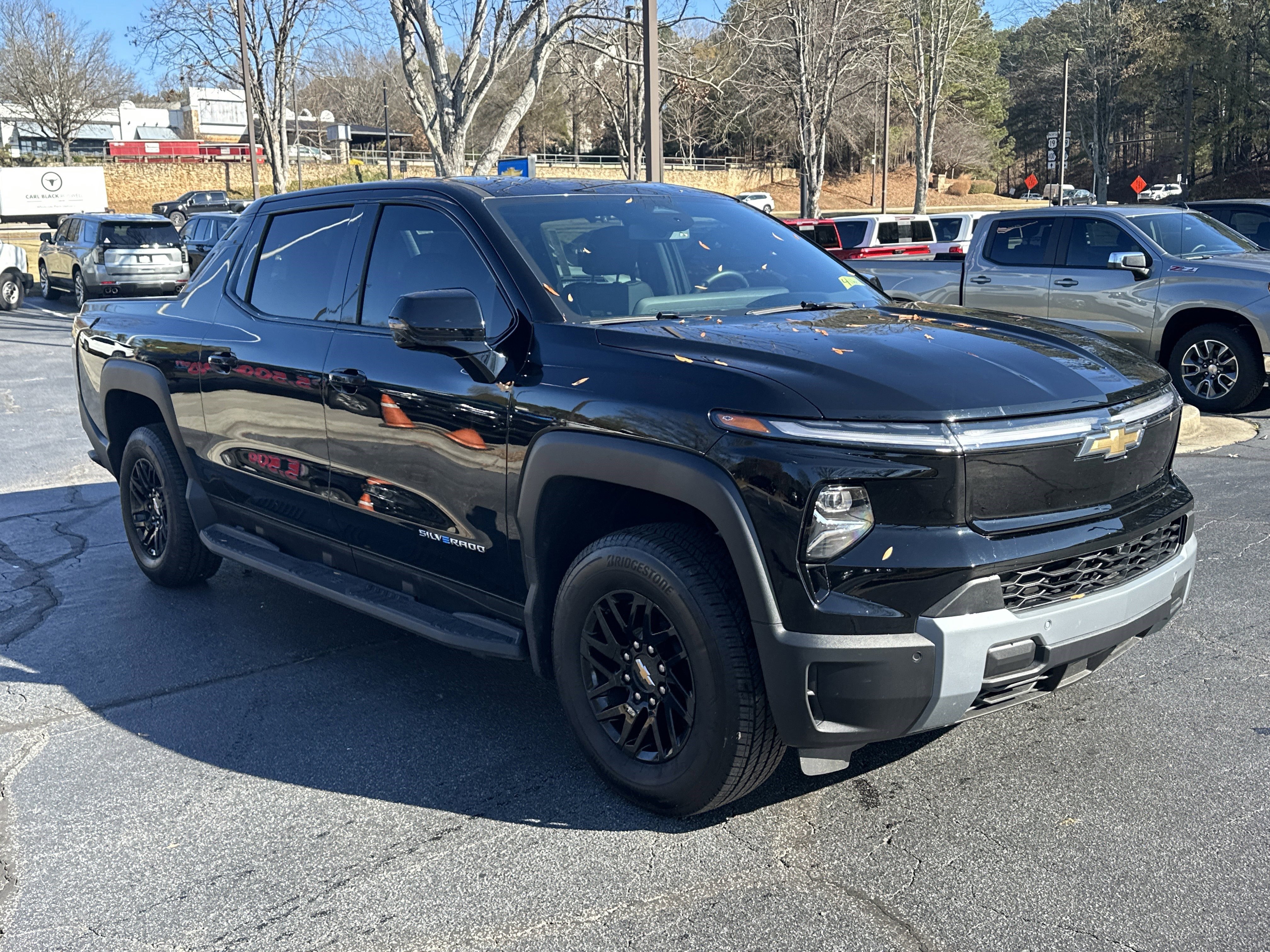 New 2025 Chevrolet Silverado EV LT image 3