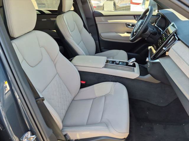 New 2026 Volvo XC90 T8 Plus w/ Protection Package Premier AWD/4WD image 14