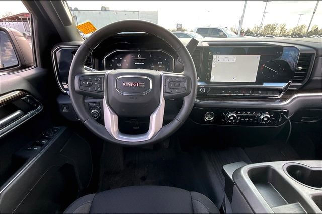 Used 2024 GMC Sierra 1500 Elevation w/ LPO, Elevation Black Package image 9