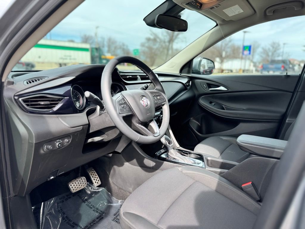 Used 2023 Buick Encore GX Select w/ Sport Touring Package image 15