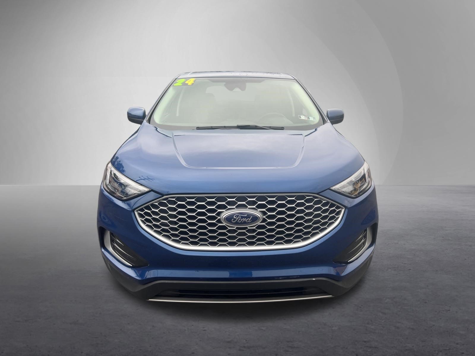 Used 2024 Ford Edge SEL AWD/4WD image 9