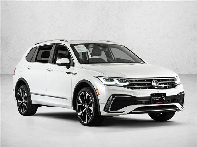 Used 2022 Volkswagen Tiguan SEL R-Line AWD/4WD image 3