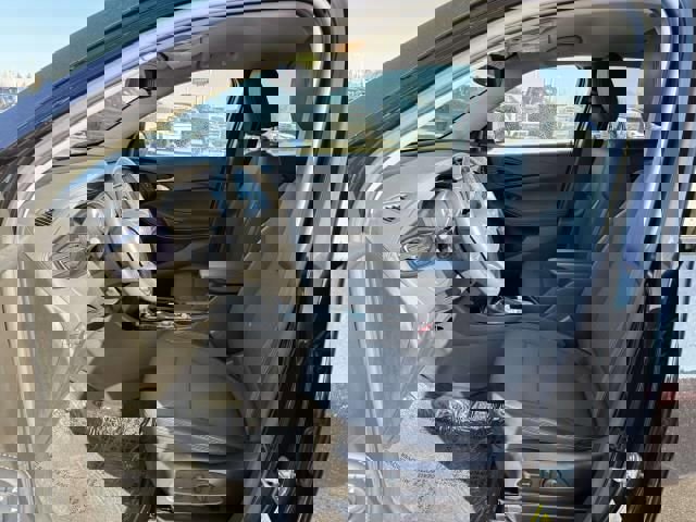 Used 2023 Buick Encore GX Select image 10