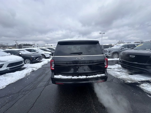 Used 2022 Ford Expedition Max Limited image 4