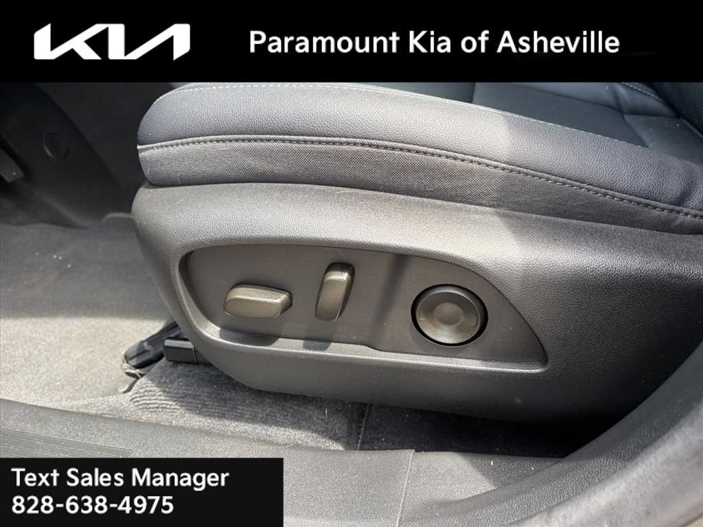 Used 2025 Chevrolet Equinox LT w/ Convenience Package II AWD/4WD image 20