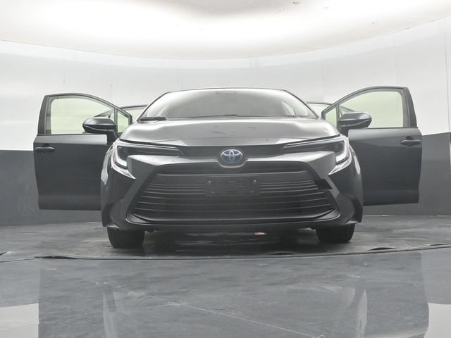 Used 2025 Toyota Corolla LE FWD image 62