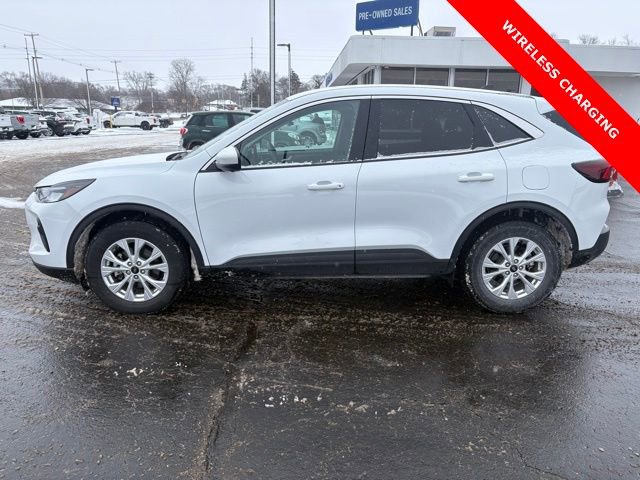 Used 2023 Ford Escape Active w/ Tech Pack #2 image 2