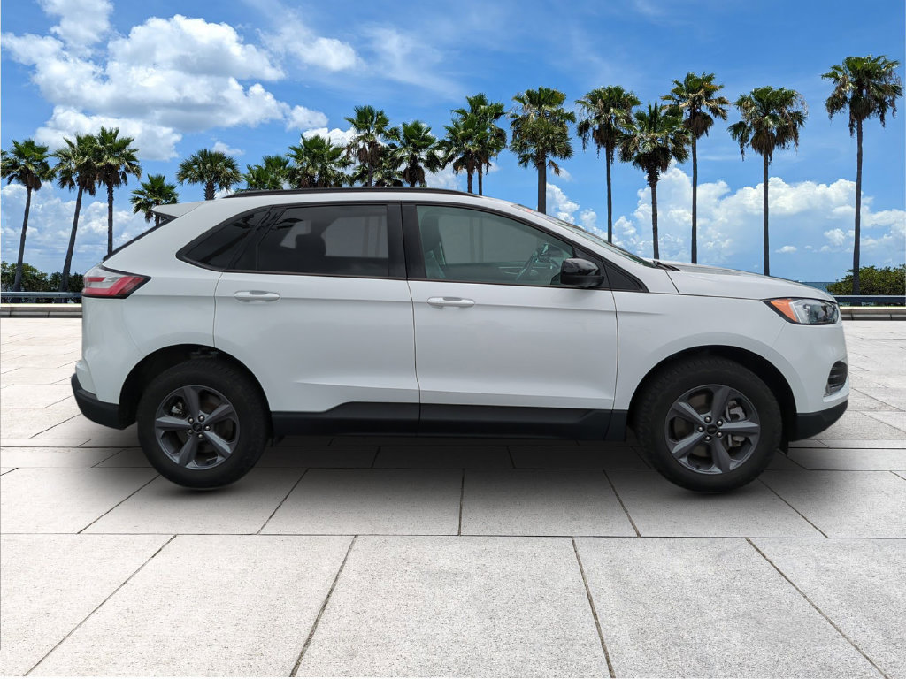 Certified 2024 Ford Edge SEL w/ Sport Appearance Package AWD/4WD image 8