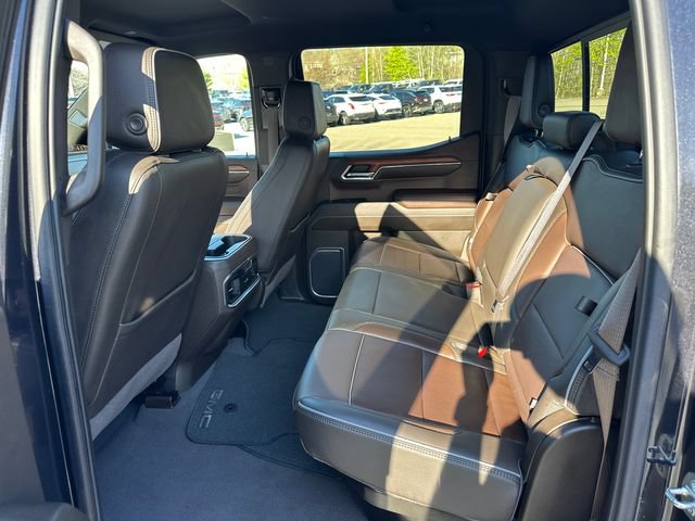 Used 2023 GMC Sierra 1500 Denali w/ Technology Package AWD/4WD image 17