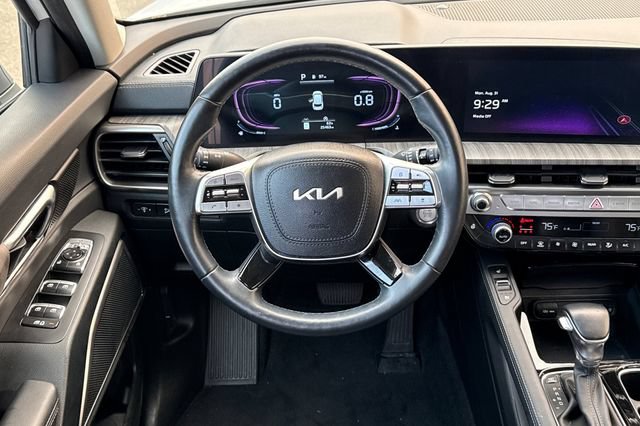 Certified 2024 Kia Telluride EX w/ EX Captain's Chair Package AWD/4WD image 18