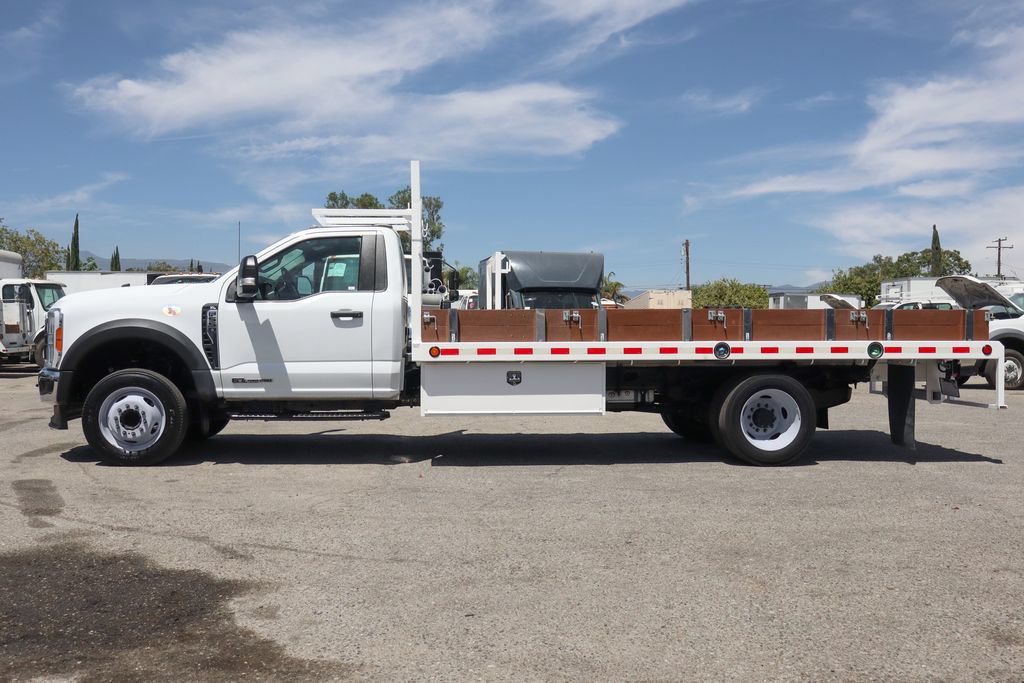 Used 2023 Ford F550 2WD Regular Cab Super Duty image 5