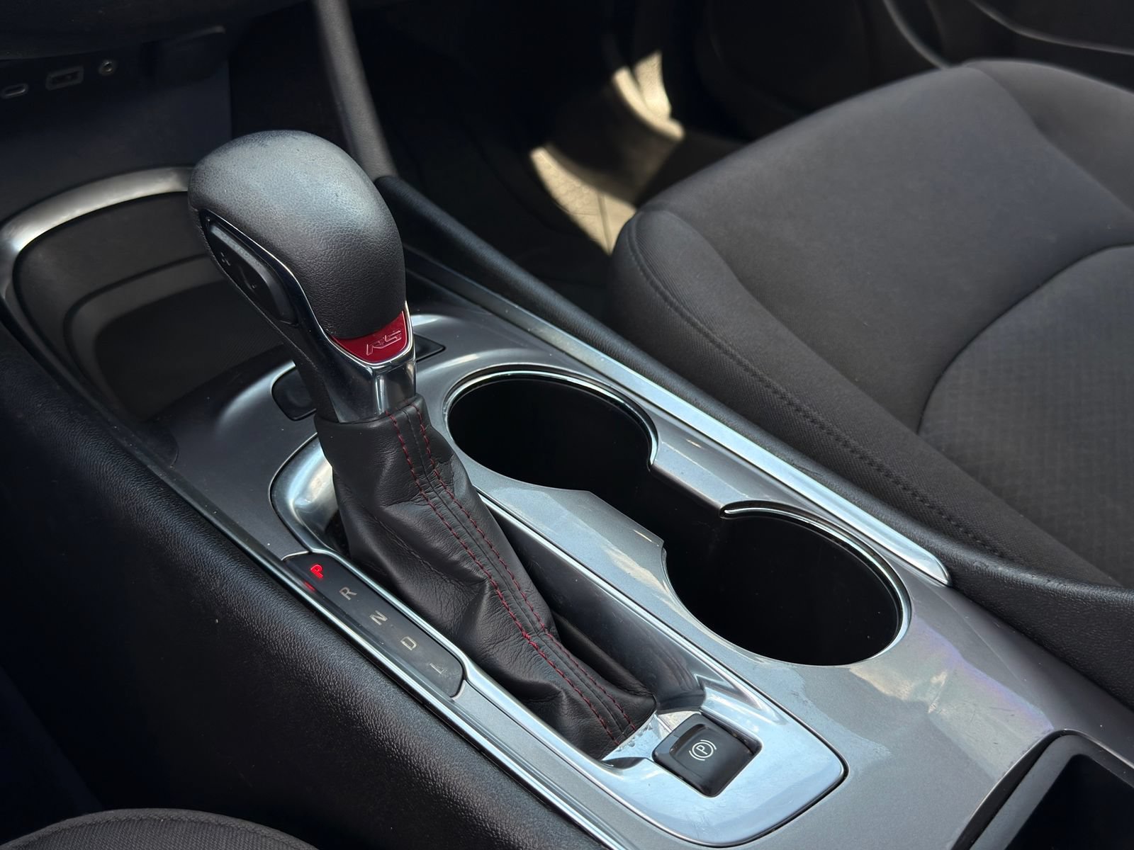 Used 2022 Chevrolet Malibu RS FWD image 20