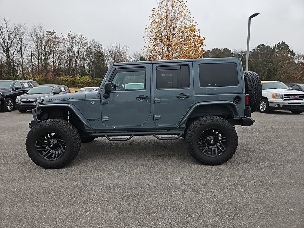 Used 2015 Jeep Wrangler Unlimited Rubicon w/ Connectivity Group image 4
