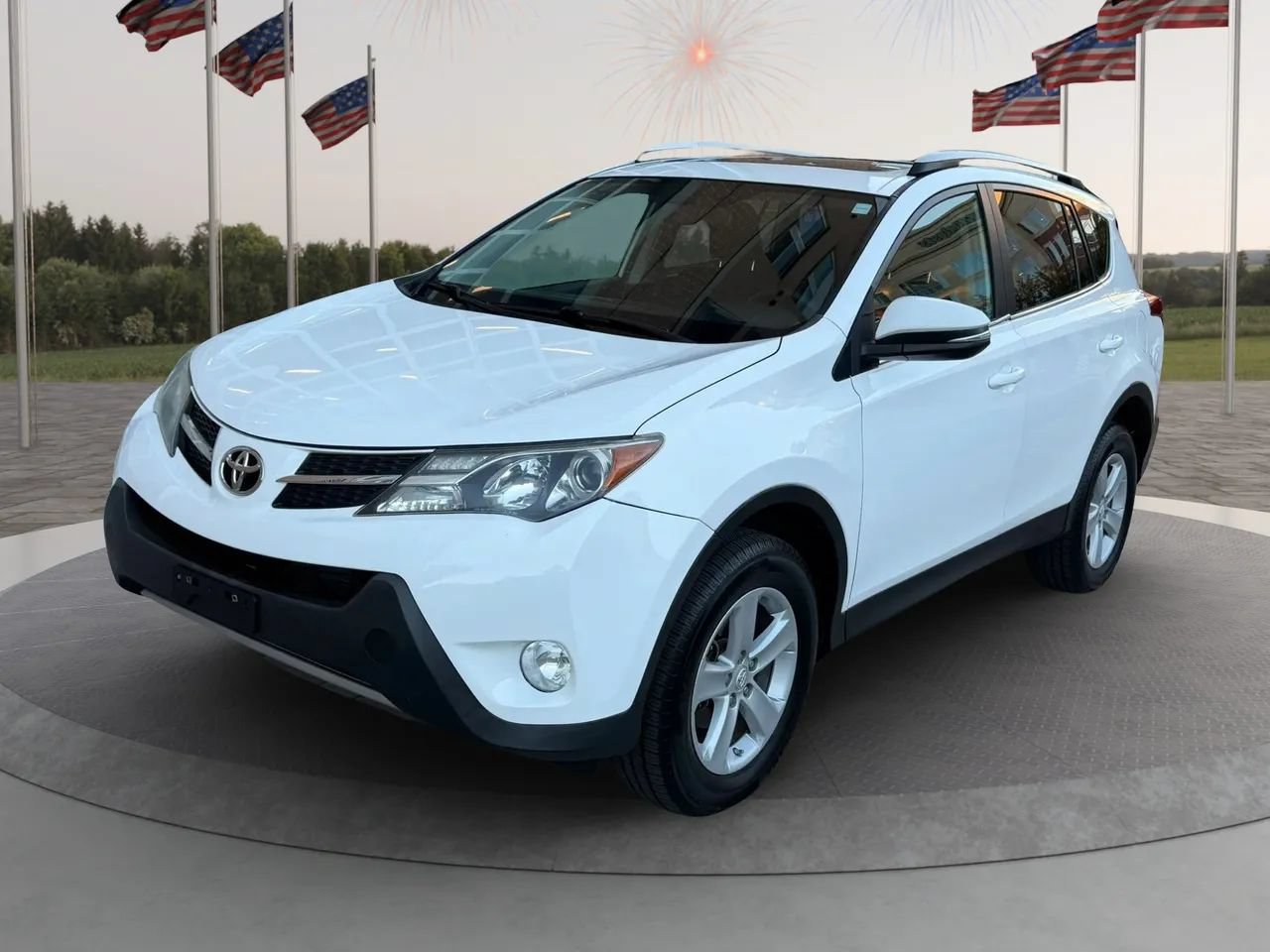 Used 2014 Toyota RAV4 XLE AWD/4WD image 1