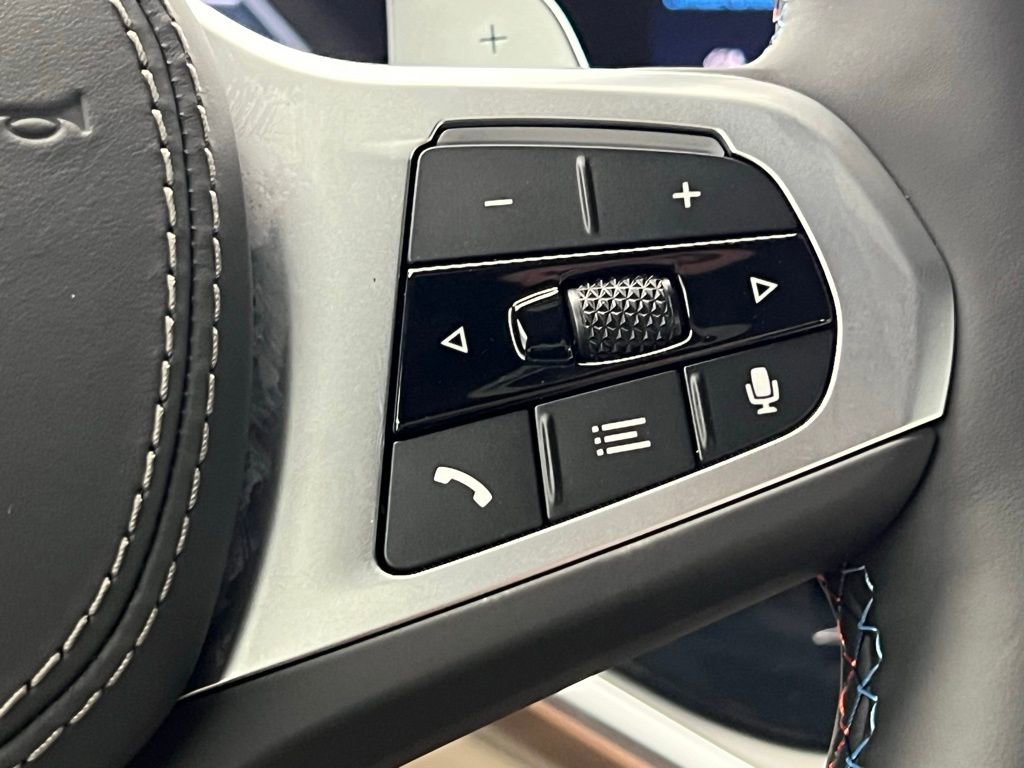 New 2026 BMW X7 M60i image 19